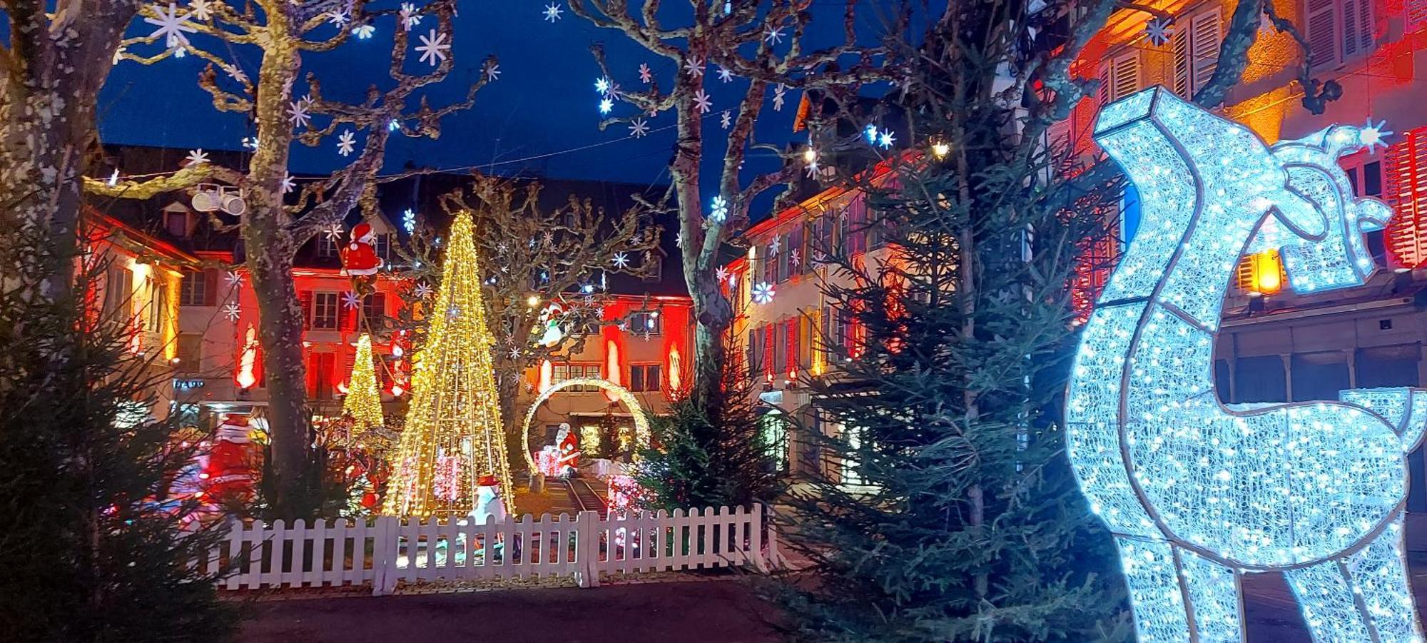 Appart' Duchatelain Lumineux, Vue Sur Chateau モンベリアル エクステリア 写真
